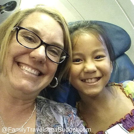 5 tips for flying with kids to make it easier for everyone!