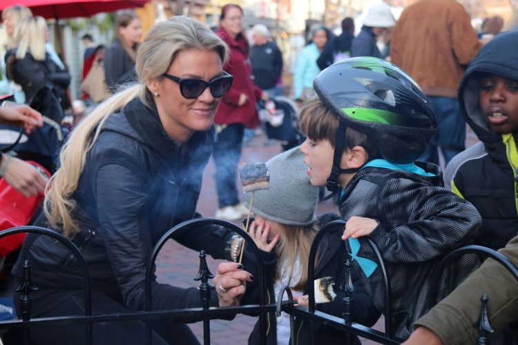 Chocolate Binge Festival, Annapolis holidays