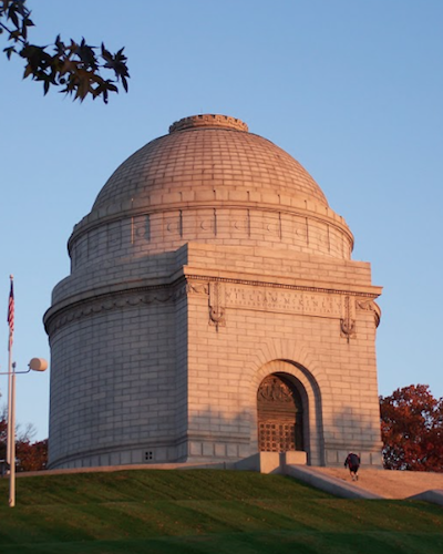 Photo image of the McKinley Monument in Canton, Ohio -- one of Ohio's presidential libraries and museums