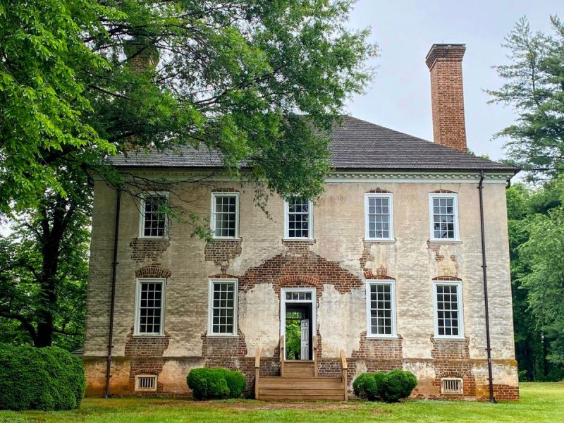 Salubria Manor near Culpeper, VA is more than 350 years old. Georgian architecture with tall fireplaces and symmetrical design.