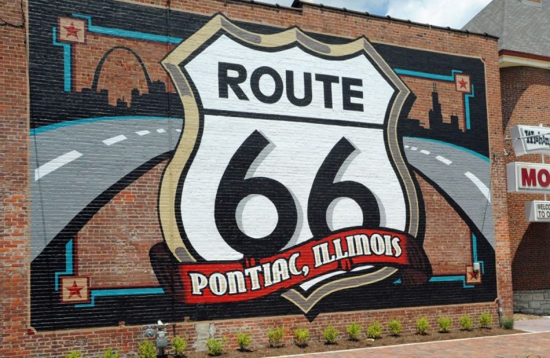 Illinois Route 66 mural in Pontiac, IL