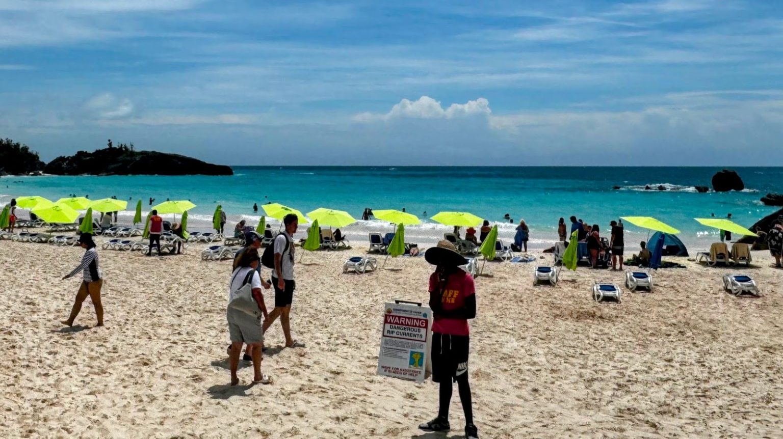 Why Are Bermuda Beaches Pink | YMT Vacations Why Are Bermuda Beaches Pink | YMT Vacations